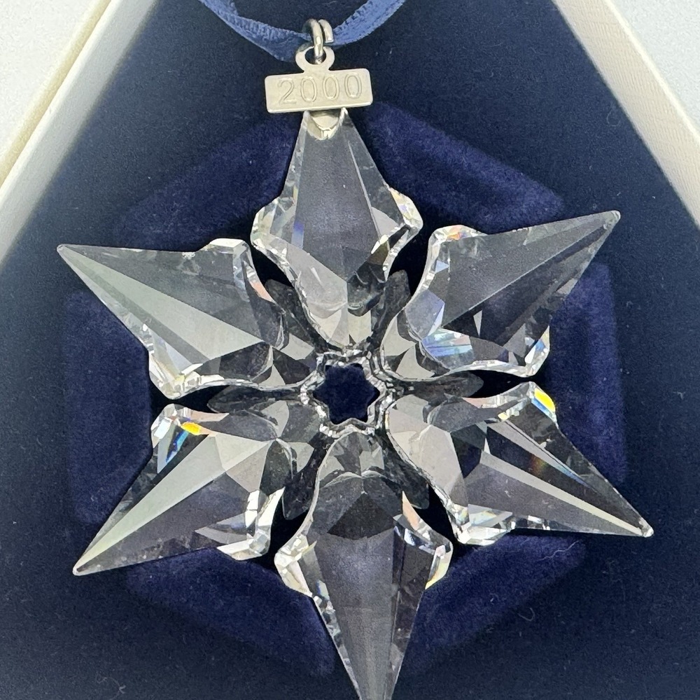 Swarovski Crystal 2000 Star Snowflake Annual Christmas Ornament Box COA MINT